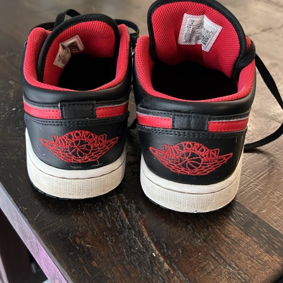 Nike Air Jordans size 8 - Picture 5 of 10